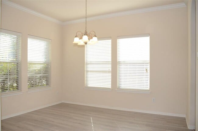 Building Photo - 18218 Fairhope Oak Ct