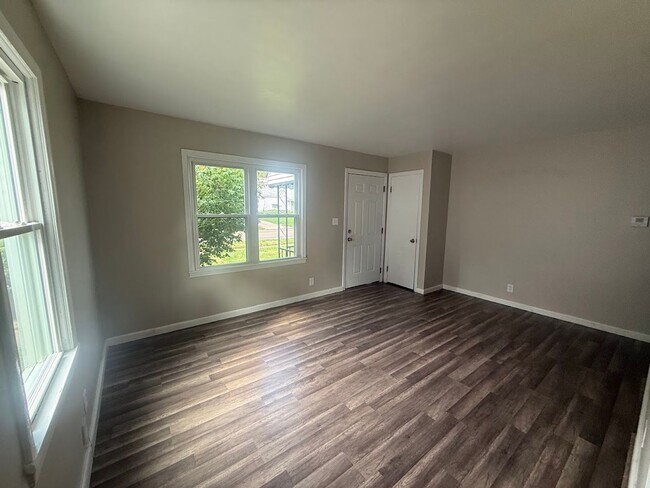 Foto del edificio - 778 E Archwood Ave