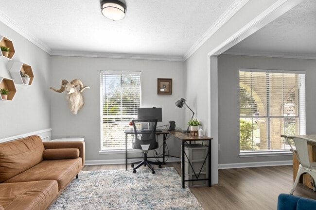 Foto del edificio - 13910 Ella Lee Ln