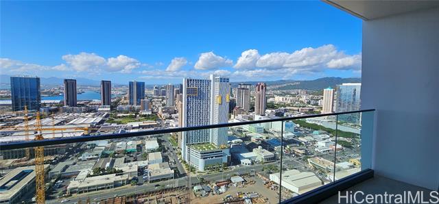 Building Photo - 1000 Auahi St