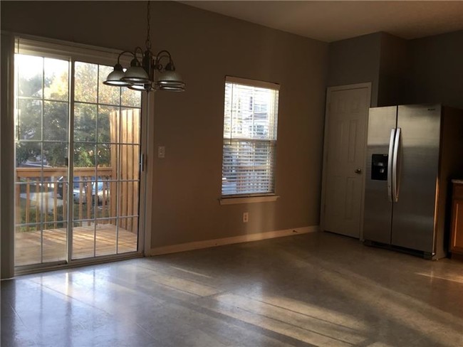 Building Photo - 2482 Ivey Crest Cir
