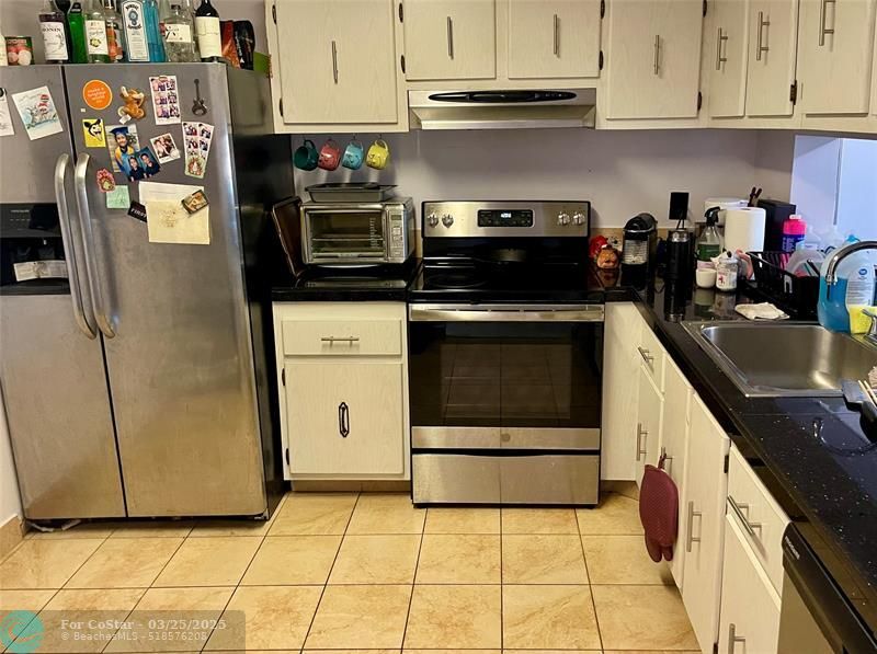 Foto principal - 7175 Orange Dr