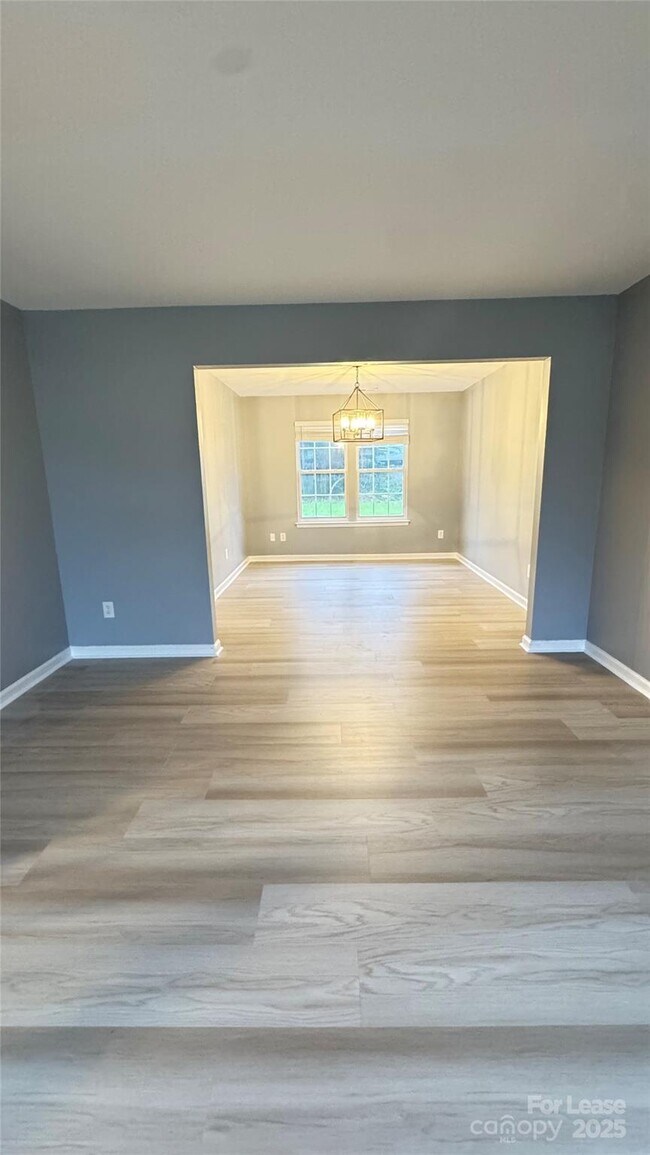 Foto del edificio - 1705 Starling Ct
