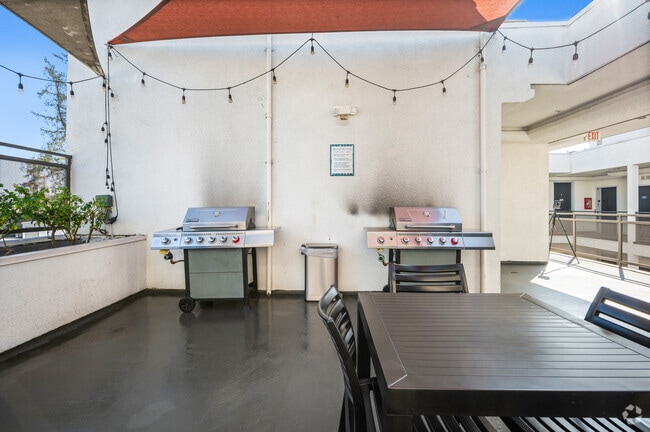 Área de parrillas - Plaza Lafayette