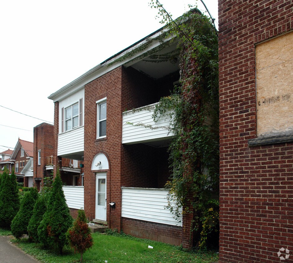 Foto del edificio - 1513 Lewis St