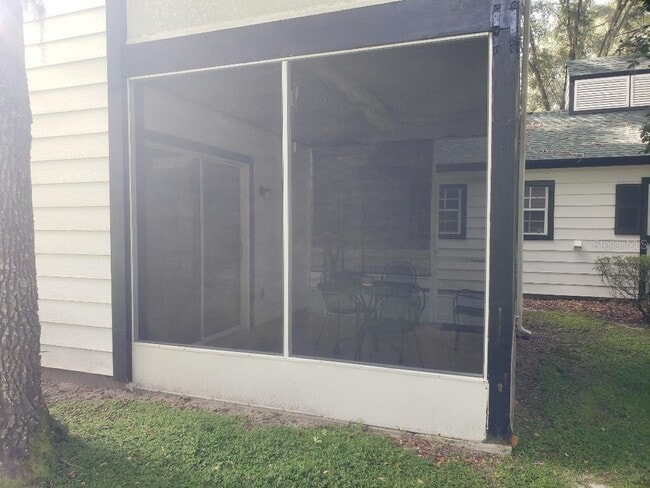 Building Photo - 7912 Midway Dr Terrace
