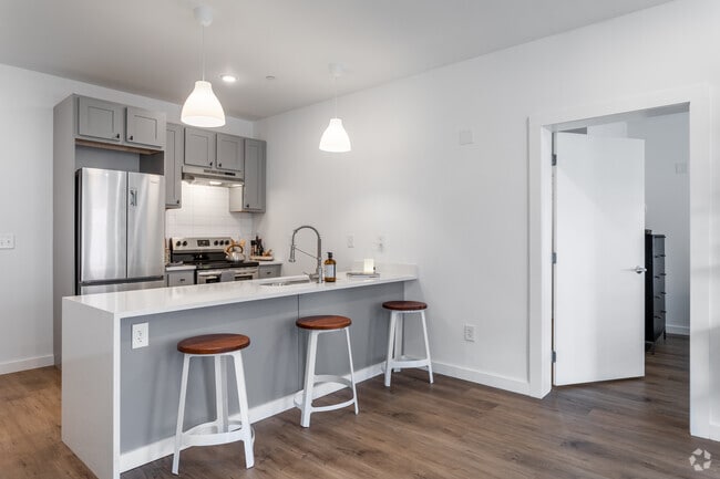 Interior Photo - Park and Main