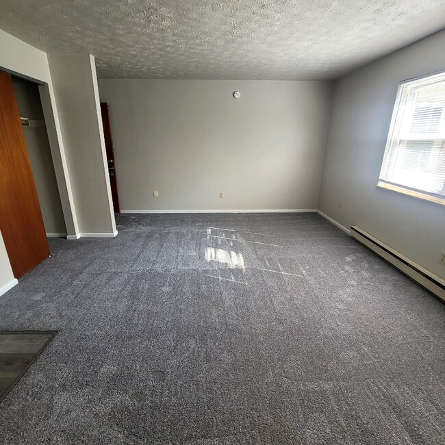 Building Photo - 1804 Woodlawn Ave NW