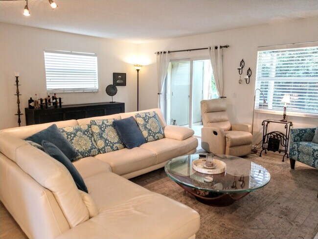 Foto del edificio - 3601 S Ocean Blvd