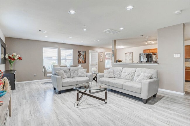 Foto del edificio - 19110 Canaras Ct