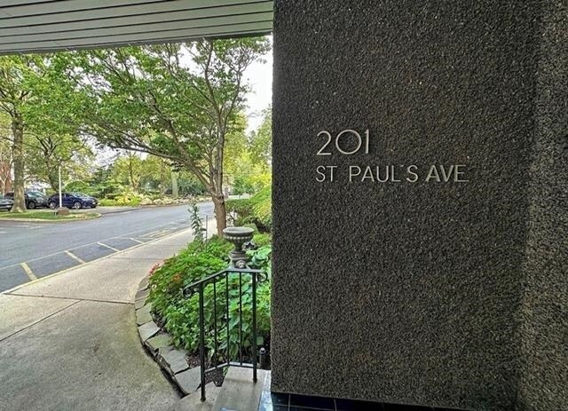 Foto del edificio - 201 St Pauls Ave
