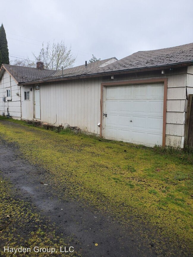Foto del edificio - 2 br, 1 bath House - 531 West Main St.