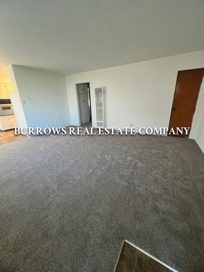 Foto del edificio - Single story 2 bedroom, 1 bathroom apartment in Ventura