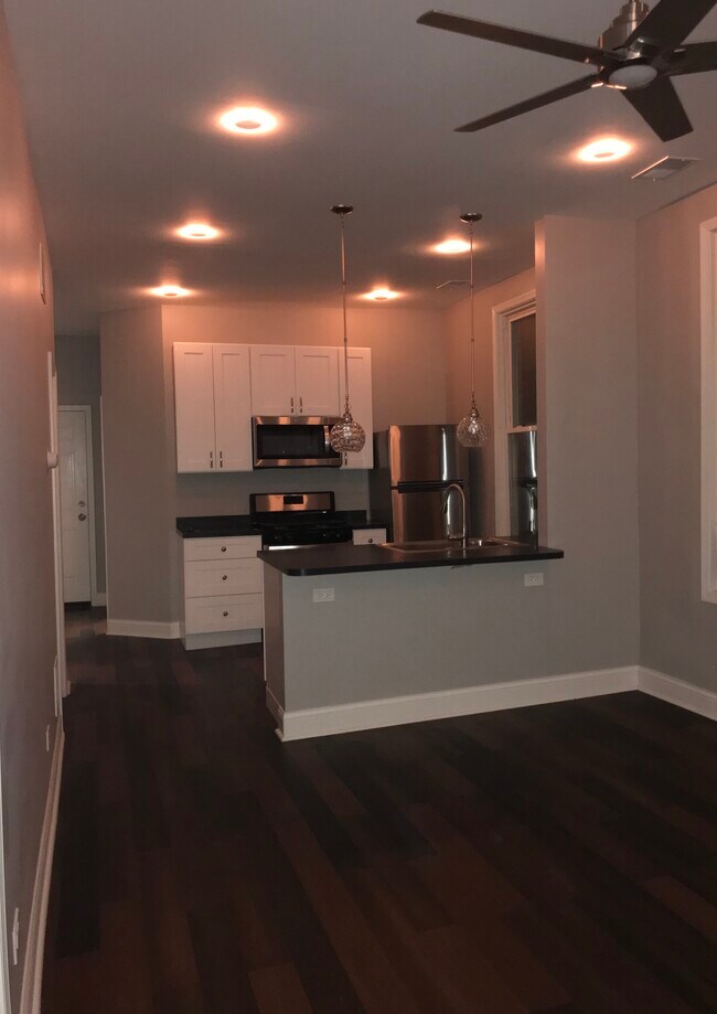 Foto del edificio - 2734 W 18th St