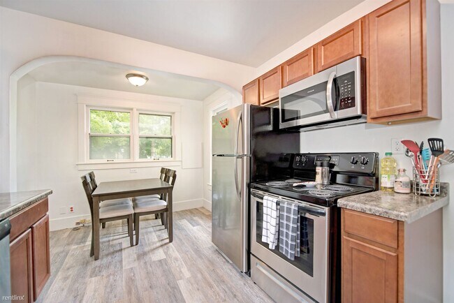 Foto del edificio - 4 br, 1.5 bath House - 1300 S Main St