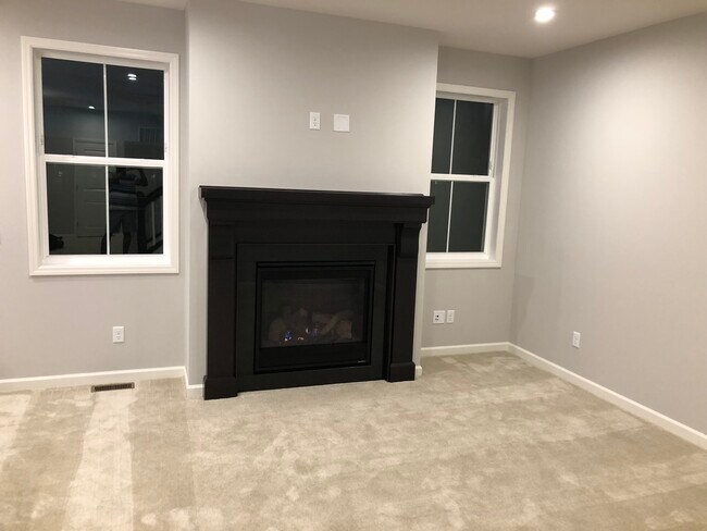 Foto del edificio - 6975 Archer Ct