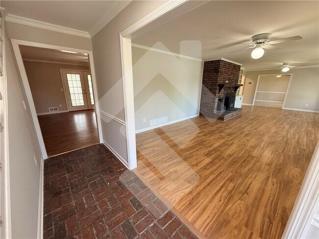 Foto del edificio - 3670 Gravitt Rd