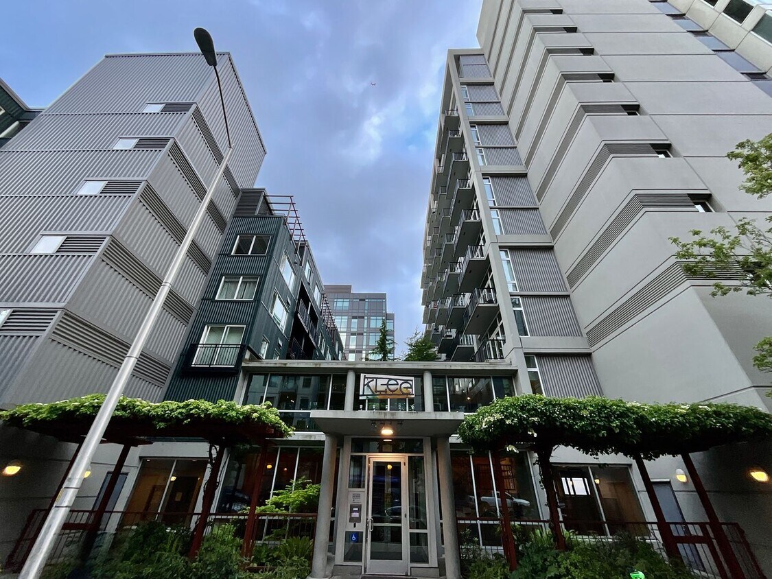 Foto principal - Urban 1-Bedroom Apartment in Downtown Seattle