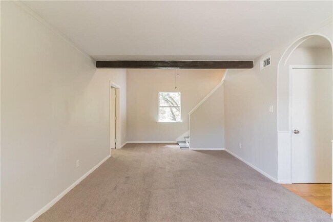 Building Photo - 15105 Mettle Dr