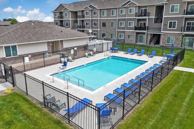 Piscina - Alice Patricia Apartments