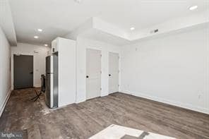 Foto del edificio - 4237 Mantua Ave