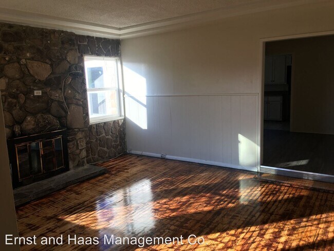 Building Photo - 4 br, 2.5 bath House - 1115 McDivitt