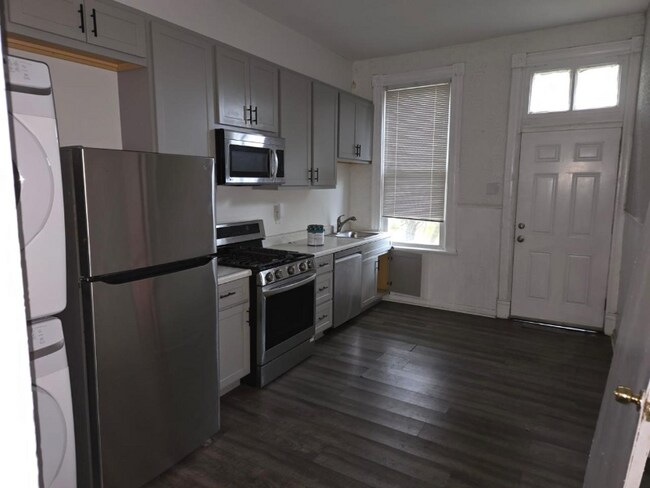 Foto del edificio - 3440 Oregon Ave