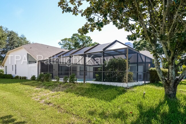 Building Photo - 3740 Embassy Cir, Palm Harbor, FL, 34685