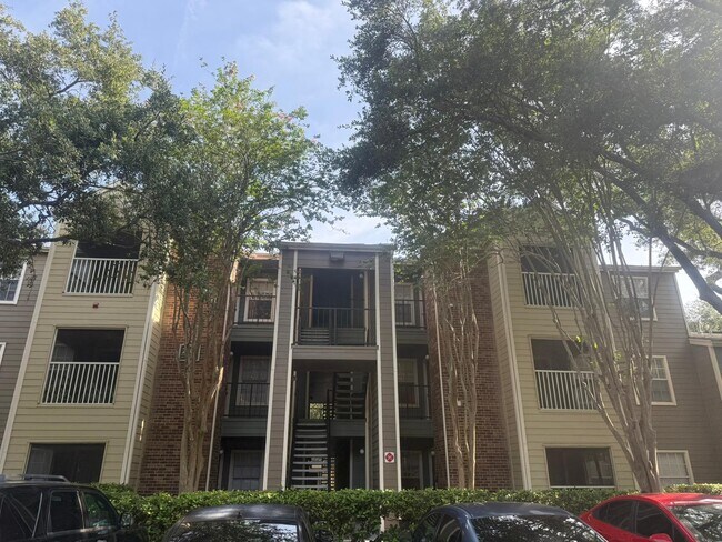 Building Photo - 2201 Metropolitan Way