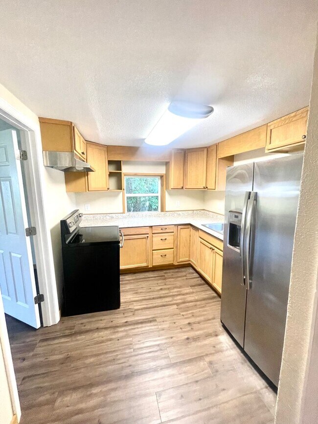 Foto del edificio - 519 E 7th St