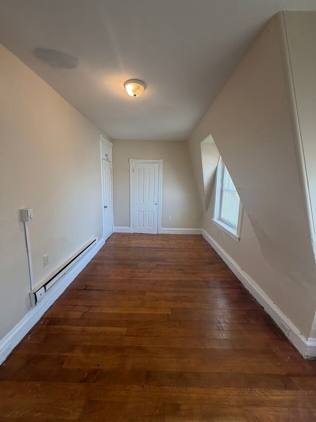 Photo - 219 N 9th