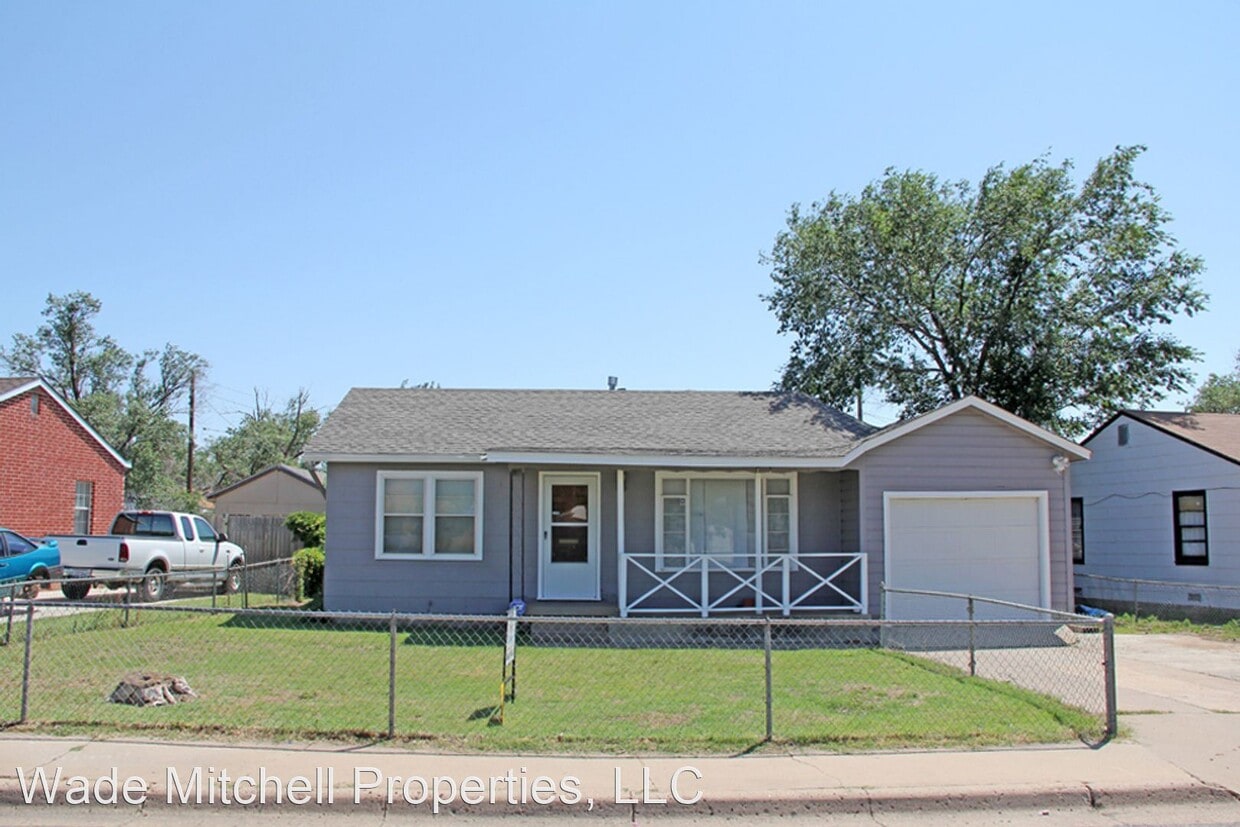 Primary Photo - 2 br, 1 bath House - 2606 NE 20th