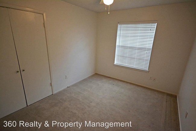 Building Photo - 13411 Tara Oak Dr