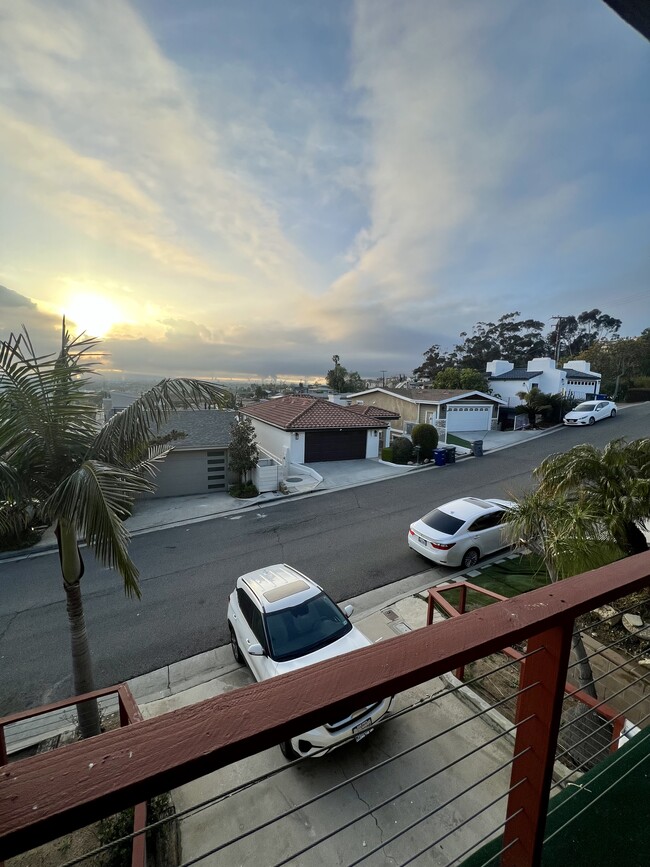 Foto del edificio - 2052 N Terrace Dr