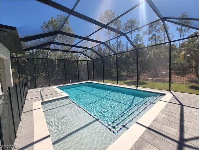 Foto del edificio - 4782 8th Ave SE