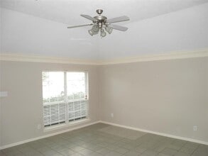 Building Photo - 12827 Mills Breeze Dr