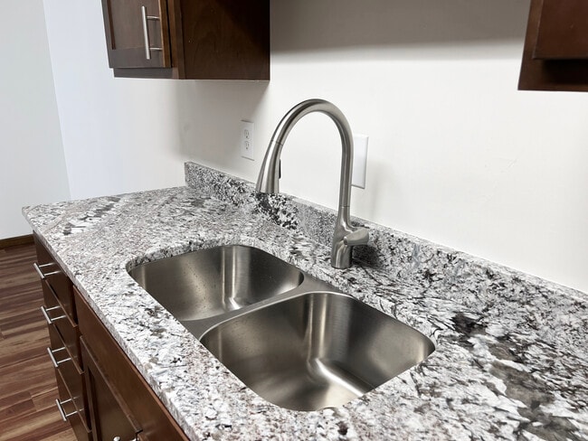 unidad renovada - Lake Cove Village