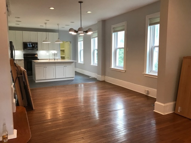 Tons of natural light & recessed lighting fixtures - 682 W Johnson St