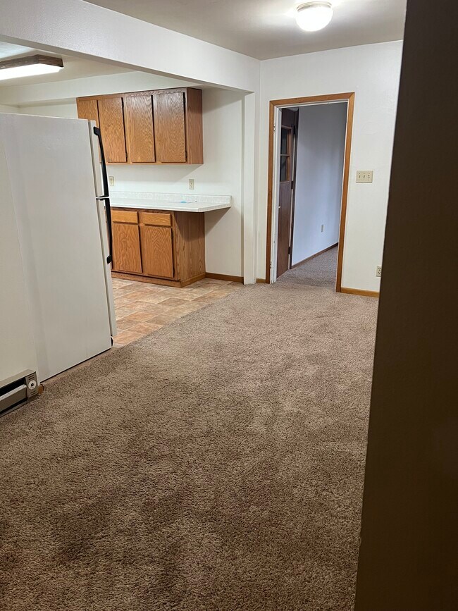 1822 Vine St, Eau Claire, WI 54703 Townhome Rentals in Eau Claire WI