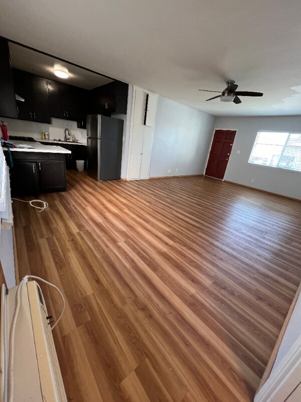Foto del edificio - 1361 E Del Mar Blvd