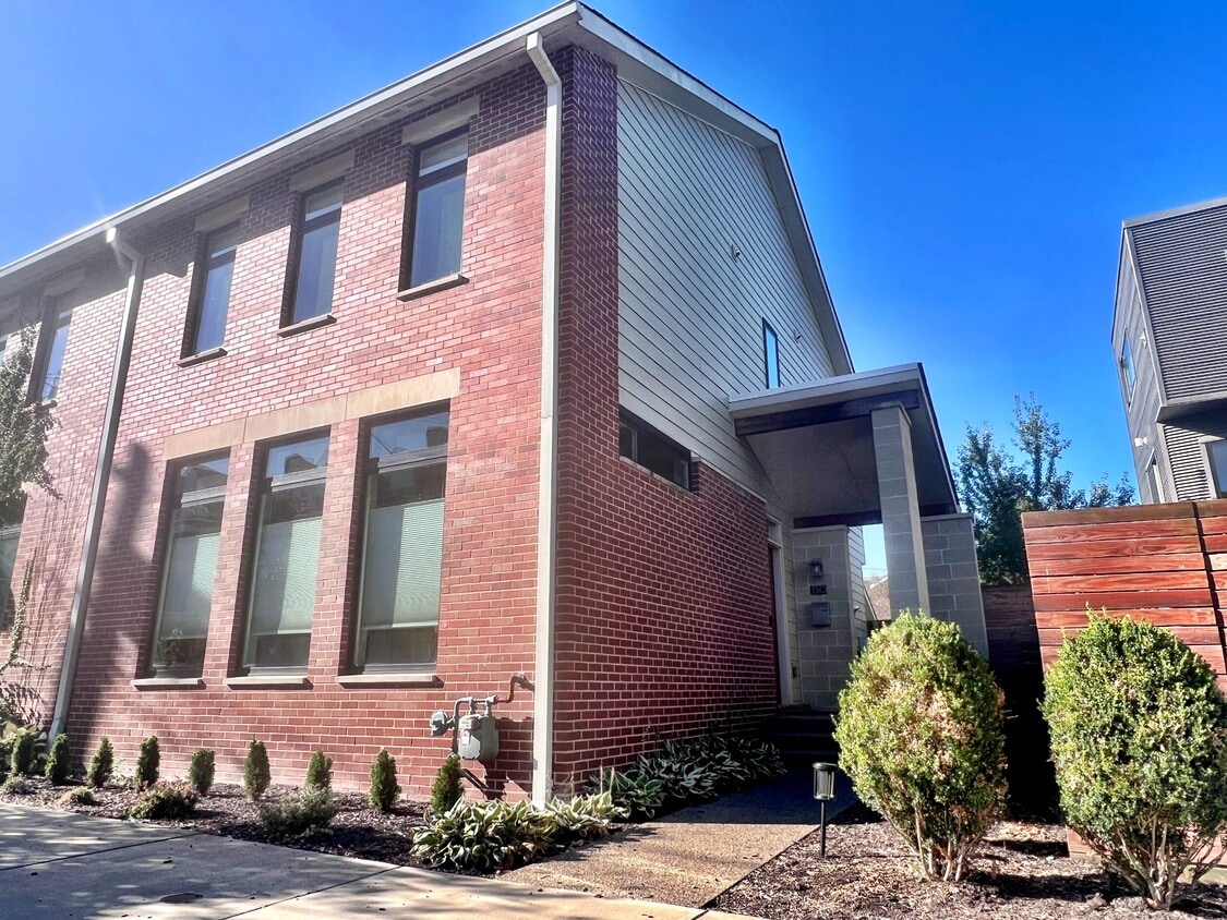 Photo - 130 Home St (Pittsburgh, PA)