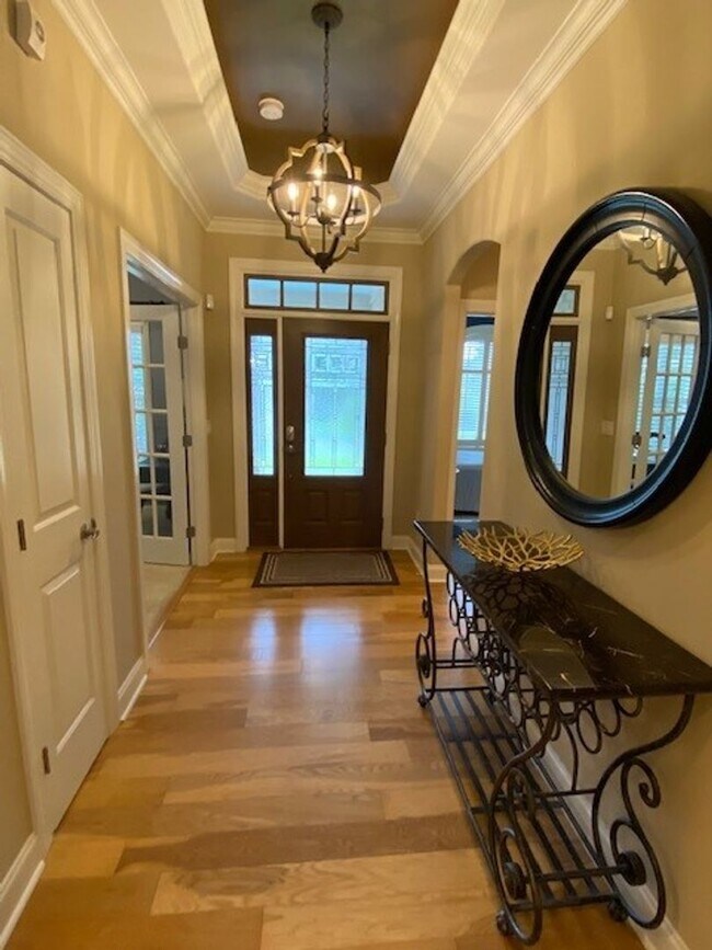 Foto del edificio - Beautiful Fully Furnished 3 bed 2 bath hom...