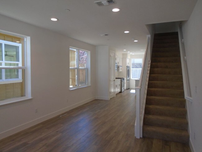 Building Photo - Beautiful Brand new Home in Rincon Valley