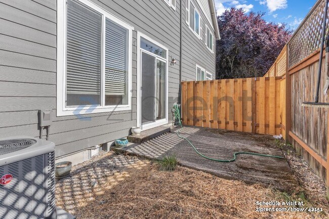 Building Photo - 5017 SW Wentworth Terrace