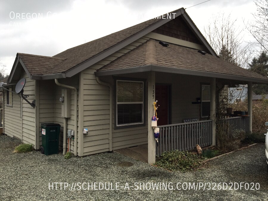 2 bedroom 1 bath house in Rockaway! House Rental in Rockaway Beach