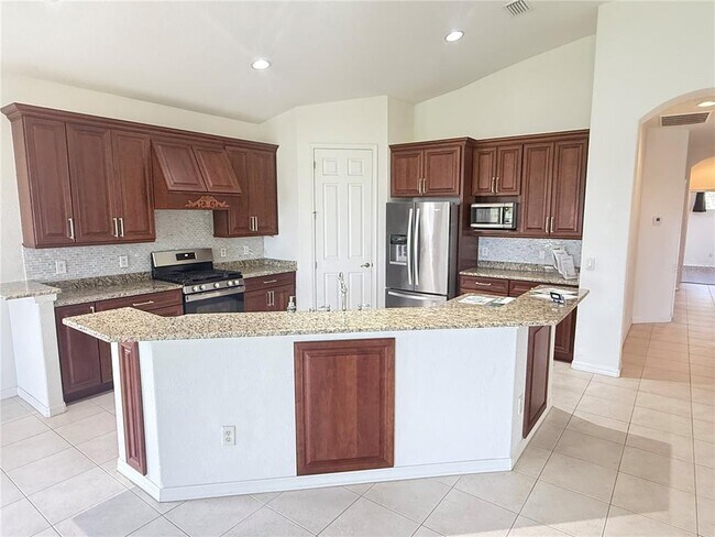 Foto del edificio - 1361 Emerald Dunes Dr