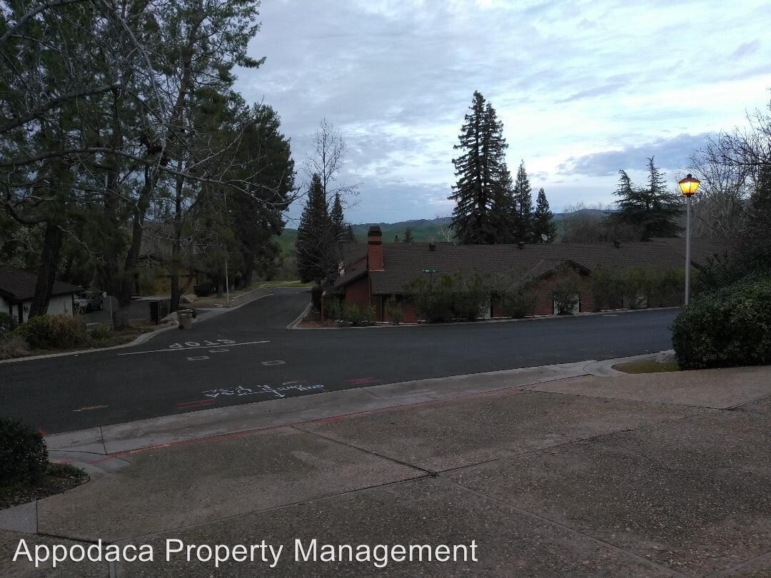 Foto principal - 3 br, 2 bath House - 12130 Backdrop Court