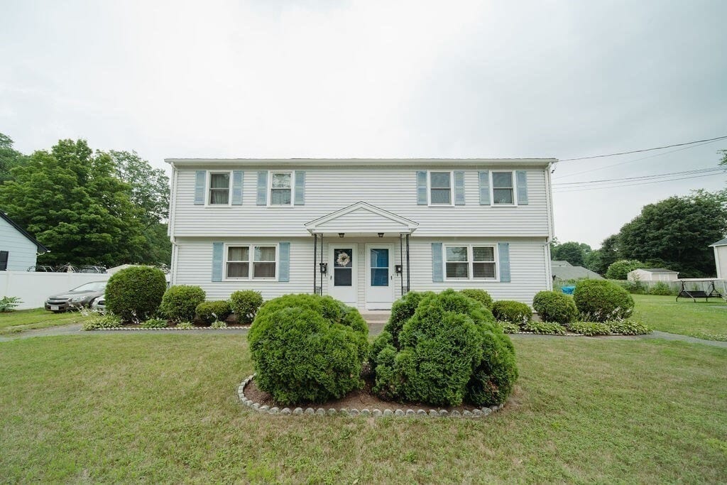 Primary Photo - 121 Otis St