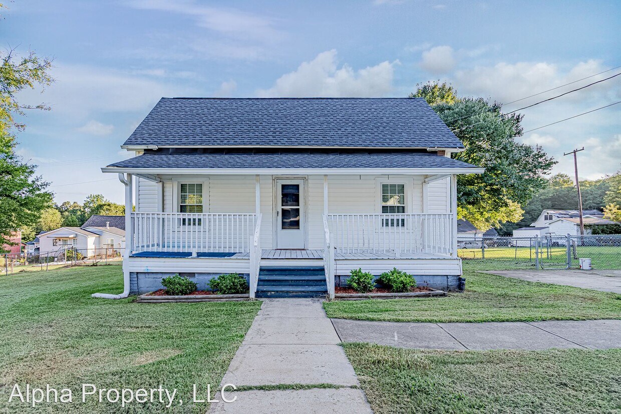 6 Allen St, Pelzer, SC 29669 House Rental in Pelzer, SC