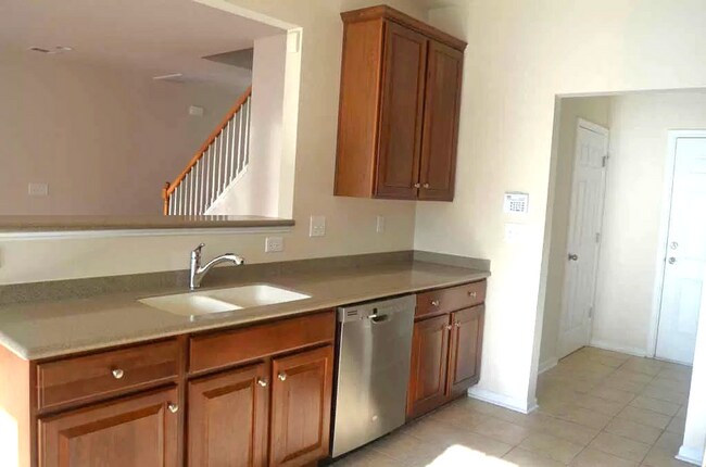 Foto del edificio - 449 Lazy Creek Ln